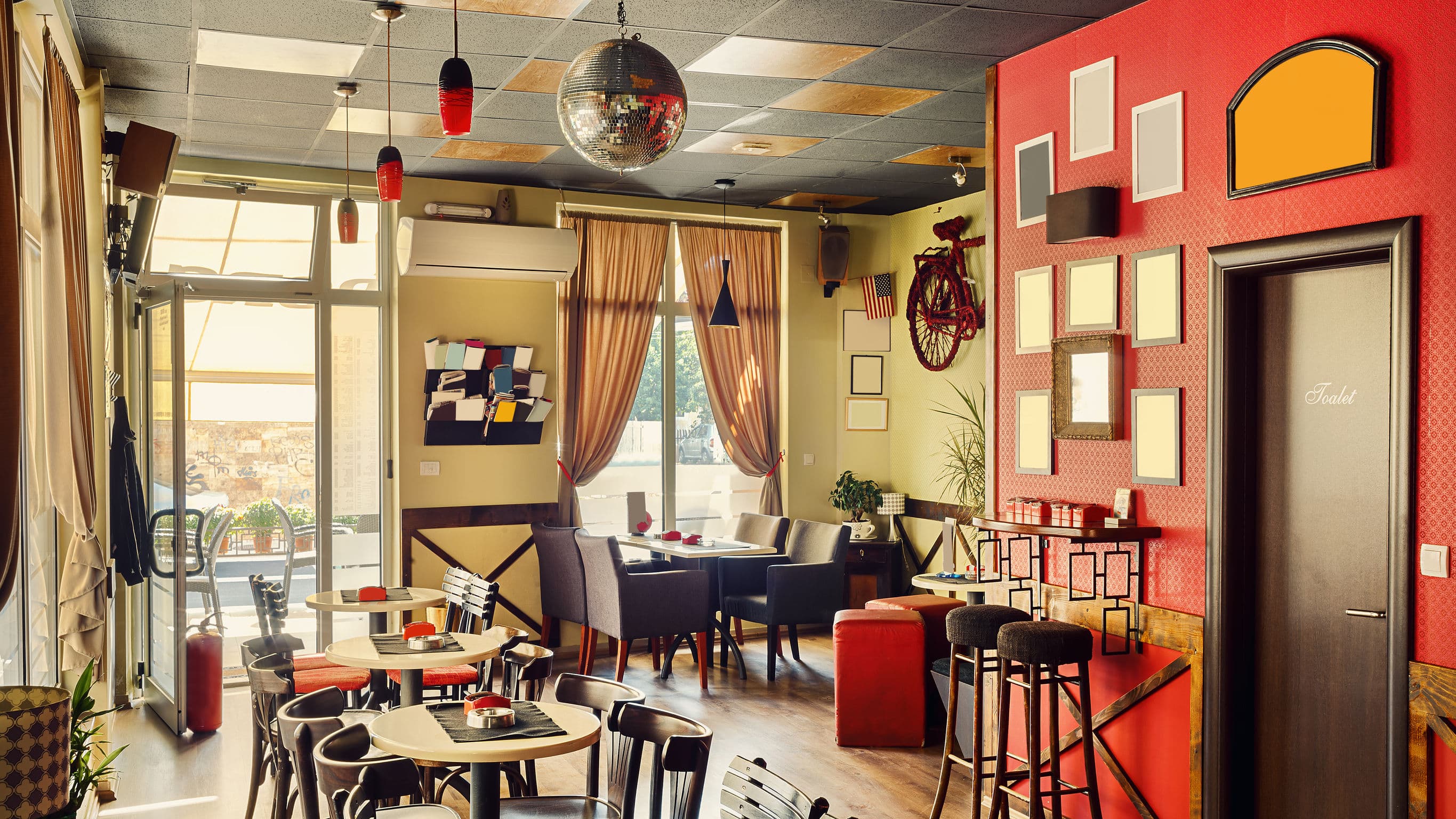 Antique Establishments Should Consider Purchasing Modern Restaurant Equipment