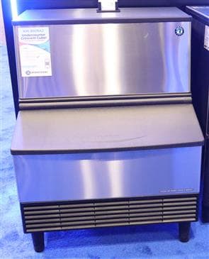 Hoshizaki KM-80BAJ Ice Maker With Bin Hoshizaki KM-80BAJ Ice Maker With Bin