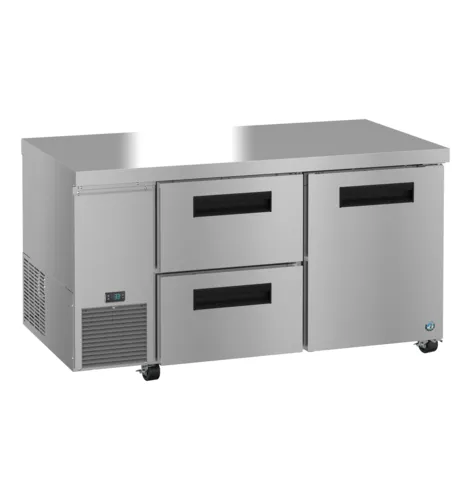 Hoshizaki Hoshizaki
ULR60B-D2
 600'' 
 Section
Undercounter Refrigerator with





and Compressor