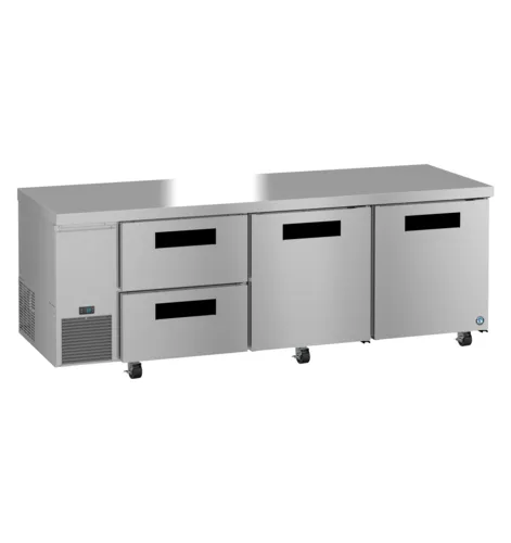 Hoshizaki Hoshizaki
ULR93B-D2
 930'' 
 Section
Undercounter Refrigerator with





and Compressor