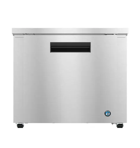 Hoshizaki Hoshizaki
UR36B-LP
 360'' 
 Section
Undercounter Refrigerator with





and Compressor