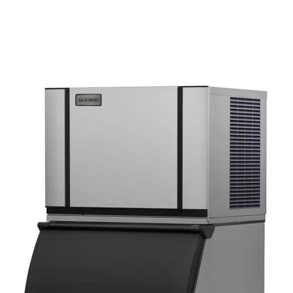 ICE-O-Matic CIM0330HW 30.25" Half-Dice Ice Maker, Cube-Style - 300-400 lb/24 Hr Ice Production, Water-Cooled, 115 Volts ICE-O-Matic CIM0330HW 30.25" Half-Dice Ice Maker, Cube-Style - 300-400 lb/24 Hr Ice Production, Water-Cooled, 115 Volts