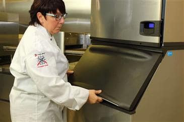Manitowoc Manitowoc IDT0500N 30.00" Full-Dice Ice Maker, Cube-Style - 500-600 lb/24 Hr Ice Production, Air-Cooled, (-161) 115v/60/1ph, 13.7 amps