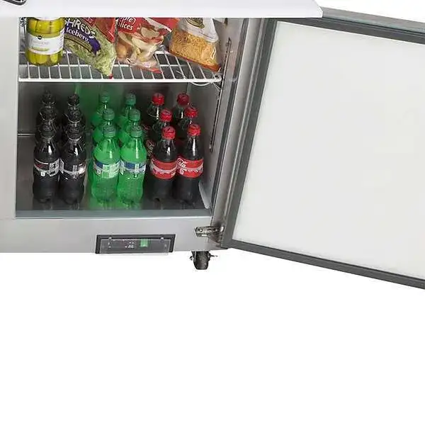 Maxx Cold MXCR29MHC 28.90'' 1 Door Mega Top Refrigerated Sandwich / Salad Prep Table