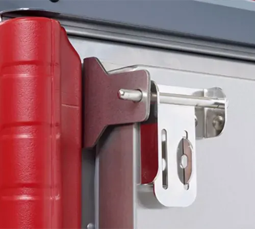Metro Metro C54-TRVL Lockable Travel Latch / Hasp (one required per