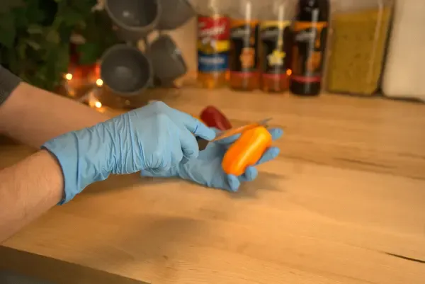 ARVESTA NITRILE MULTI-PURPOSE GLOVES, POWDER FREE, SMALL 10/100/1000