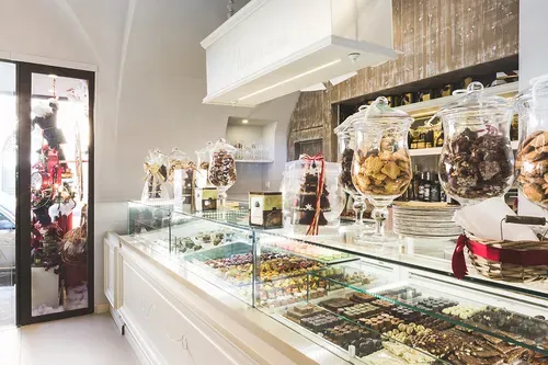 Oscartek Oscartek ROSA CA90C Rosa Chocolate Curve 90° Showcase/Display