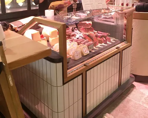 Oscartek Oscartek ROSA PRO RM1700 Rosa PRO Red Meat Showcase/Display