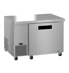 Hoshizaki
ULF46B
 460'' 
 Section
Undercounter Freezer with





and Compressor