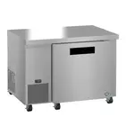 Hoshizaki
ULR46B
 460'' 
 Section
Undercounter Refrigerator with





and Compressor
